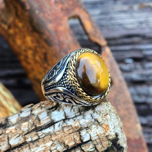 Men's Stainless Steel Oval Tigers Eye Cocktail Ring