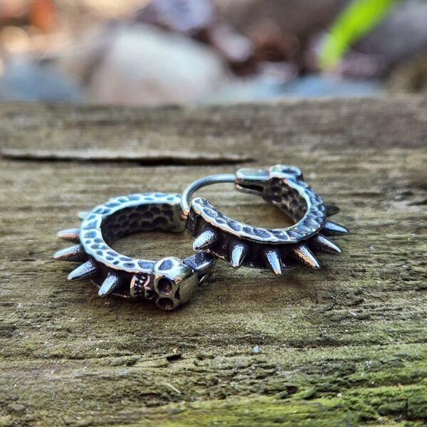 Spikes and Skulls Hoop Clickers