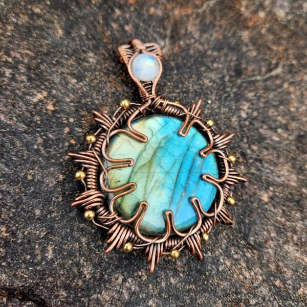 Flash Labradorite and Moonstone Sunburst Copper Wire-Wrapped Pendant