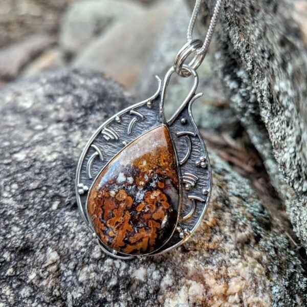 Sterling Silver Moroccan Seam Agate Teardrop Pendant